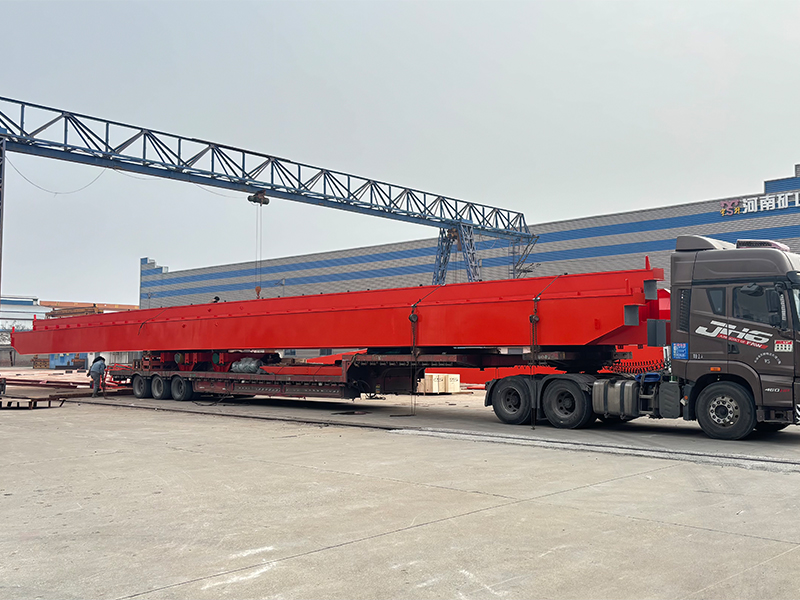 葫蘆雙梁、電動單梁 LH5t-30.34m LD5t-30.34m 制作完成 裝車發(fā)出